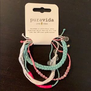 Bnwt Pura Vida bracelet set